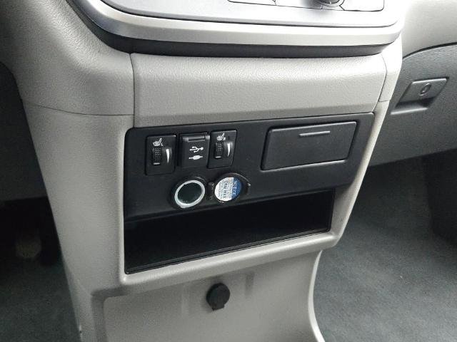 Used 2020 Toyota Sienna XLE image 26