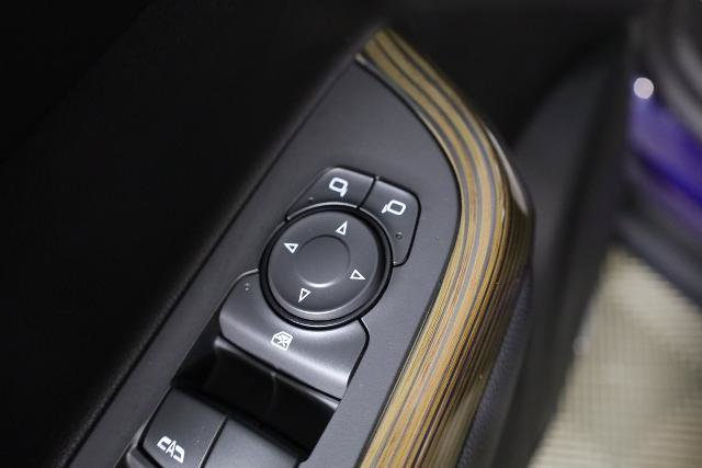 Used 2023 GMC Acadia SLE w/ Driver Convenience Package AWD/4WD image 28