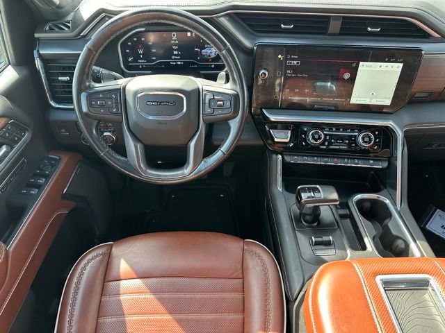 Used 2022 GMC Sierra 1500 Denali Ultimate AWD/4WD image 9