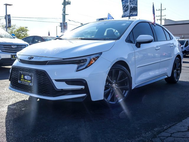 Used 2025 Toyota Corolla SE w/ Convenience Package