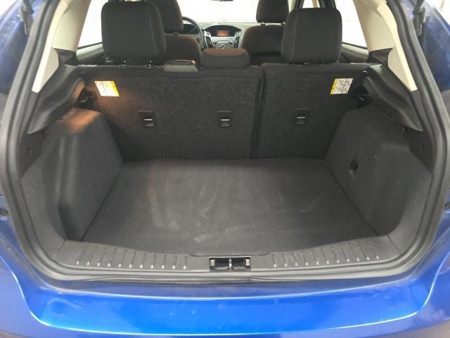 Certified 2018 Ford Focus SE FWD image 10