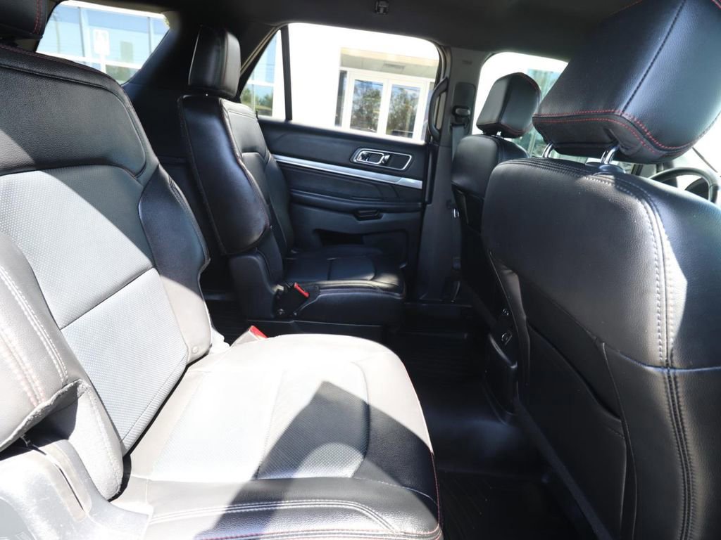 Certified 2017 Ford Explorer Sport image 26