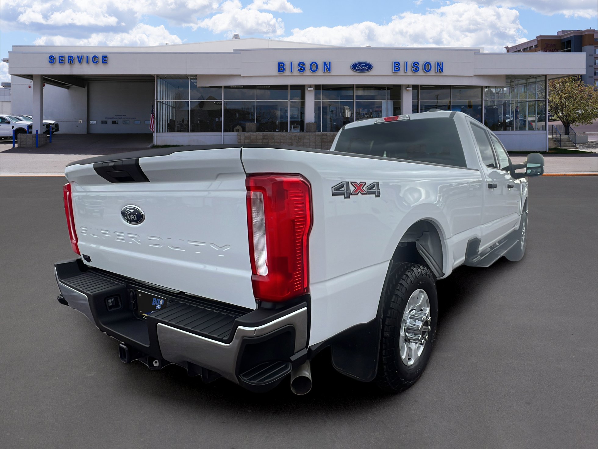 Certified 2024 Ford F350 XLT image 3