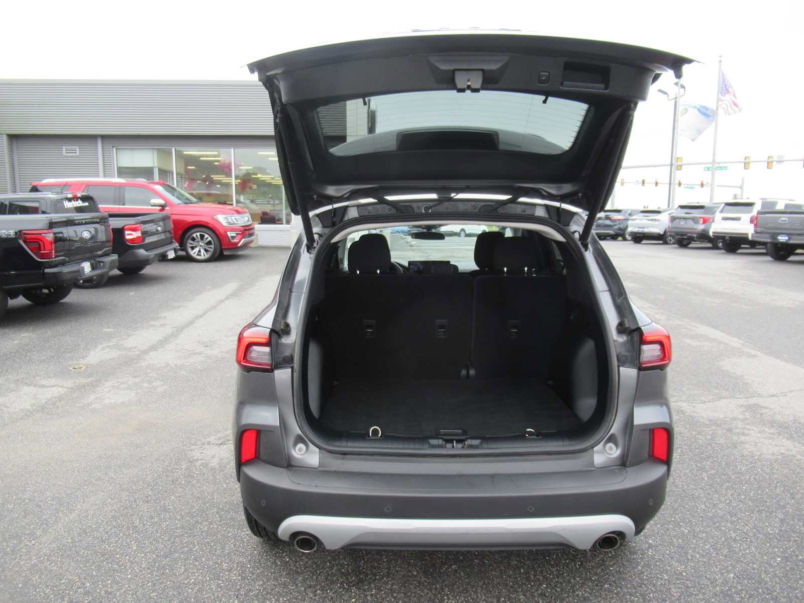 Certified 2023 Ford Escape Active w/ Tech Pack #1 FWD image 17