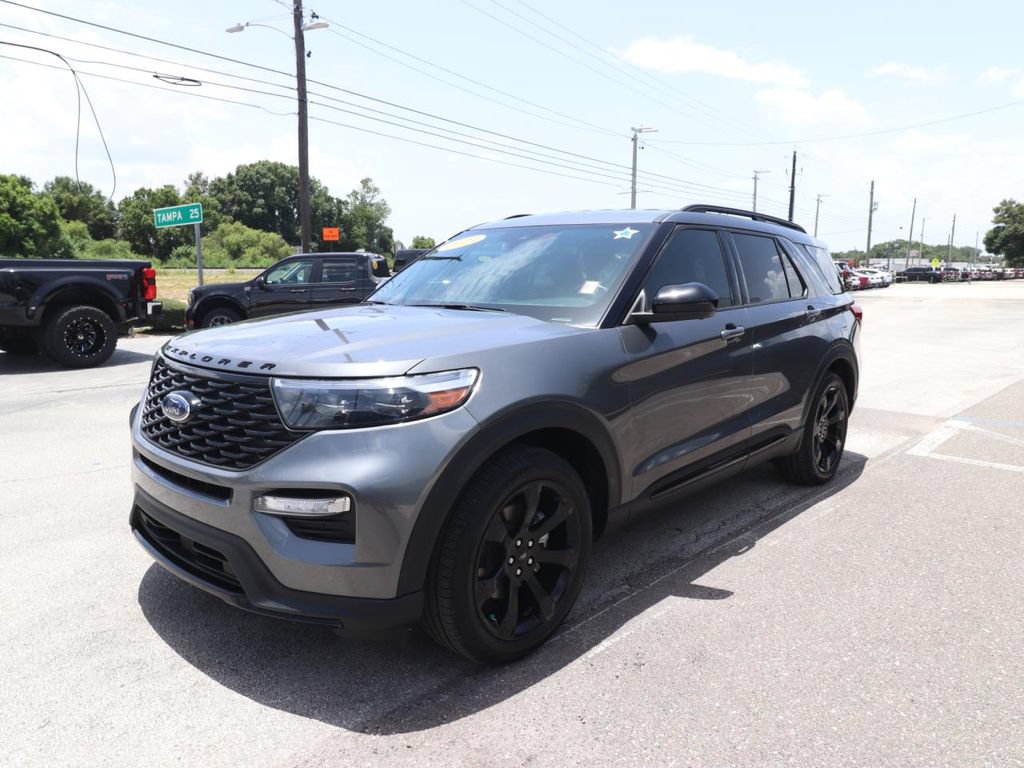 Certified 2023 Ford Explorer ST-Line w/ Class IV Trailer Tow Package RWD image 3