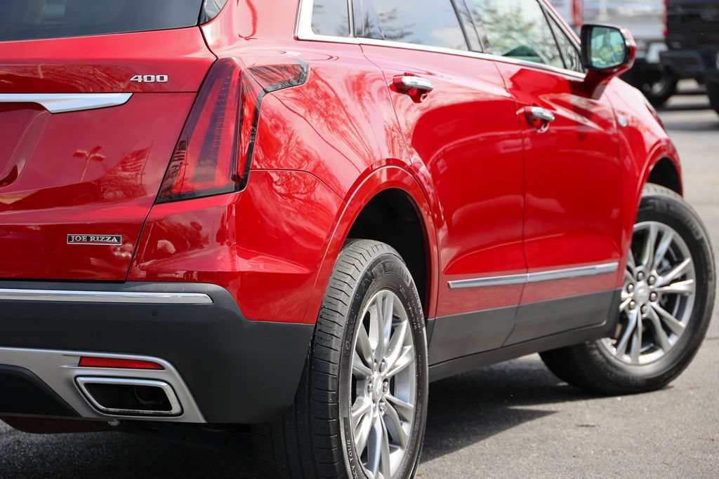 Used 2021 Cadillac XT5 Premium Luxury w/ LPO, Floor Liner Package AWD/4WD image 23