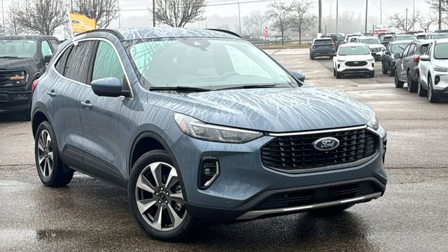 Certified 2023 Ford Escape Platinum AWD/4WD image 8