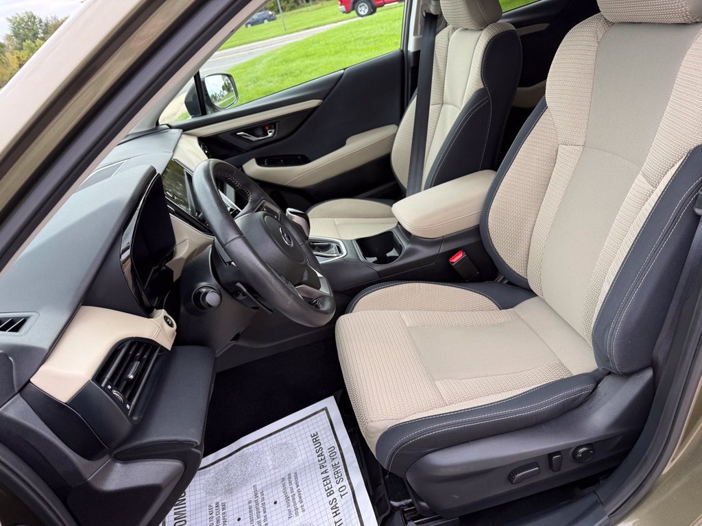 Used 2025 Subaru Outback Premium w/ Popular Package #1A AWD/4WD image 22