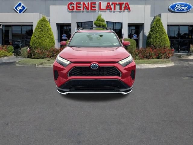 Used 2022 Toyota RAV4 SE w/ Weather & Moonroof Package image 2