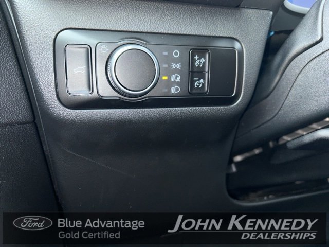 Certified 2025 Ford Escape Active w/ Cold Weather Package image 21