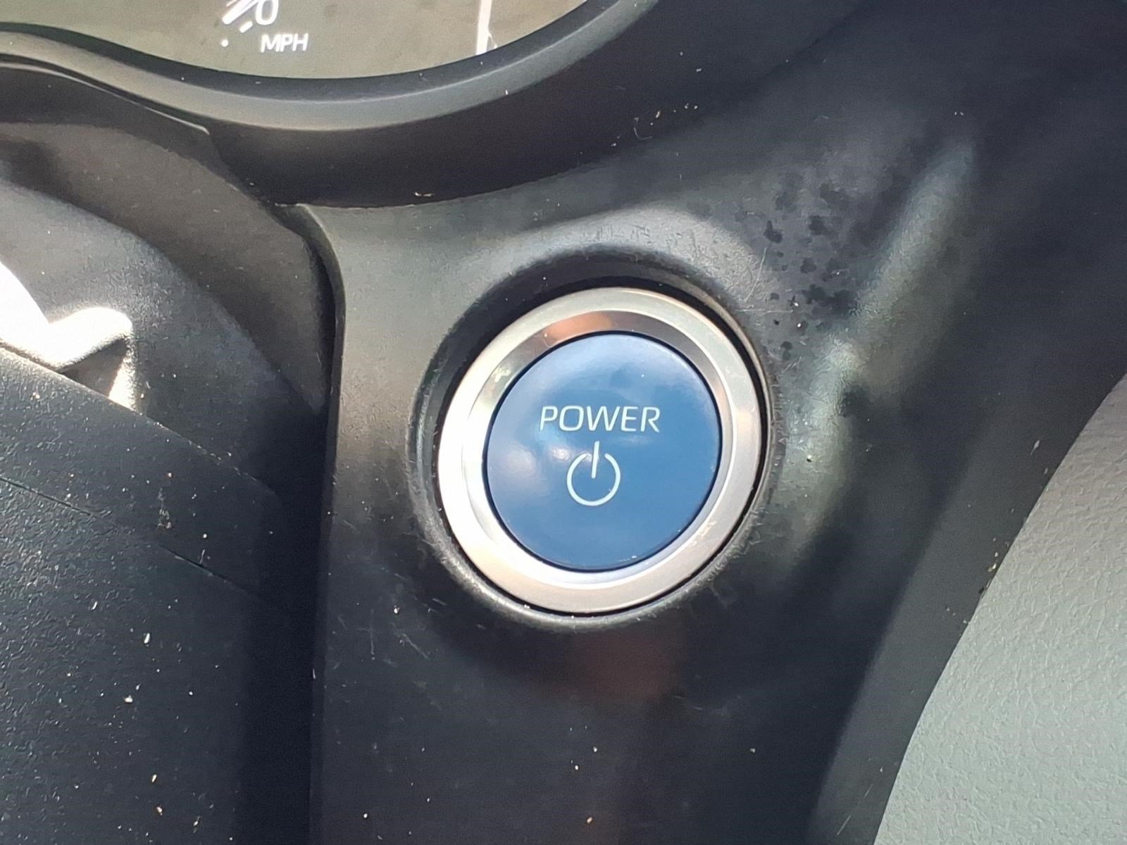 Used 2023 Toyota Sienna XSE FWD image 25