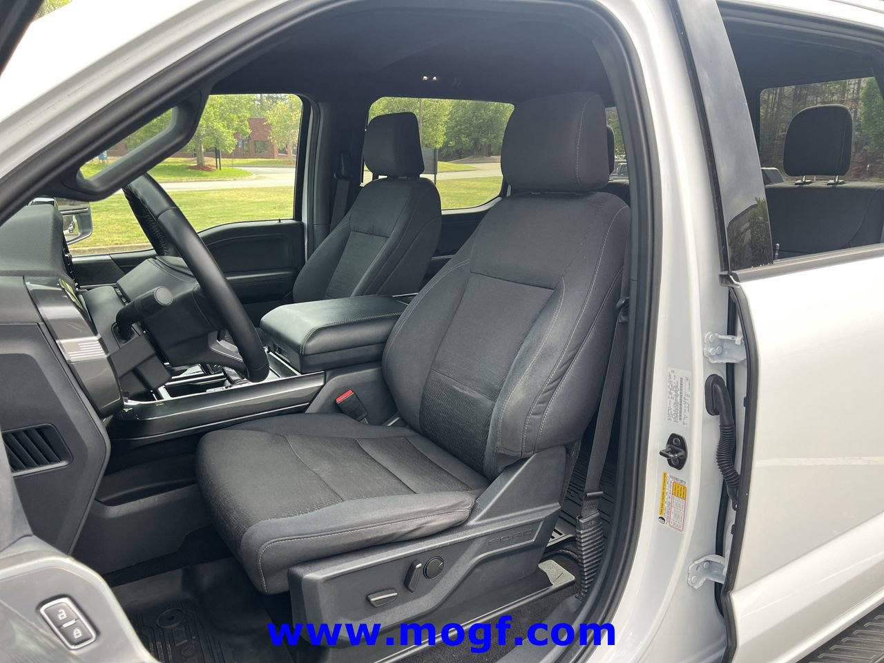 Certified 2022 Ford F150 XLT w/ Equipment Group 302A High image 22