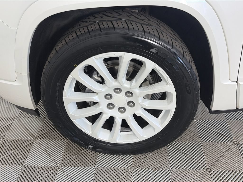 Used 2022 GMC Acadia Denali w/ Denali Ultimate Package AWD/4WD image 8