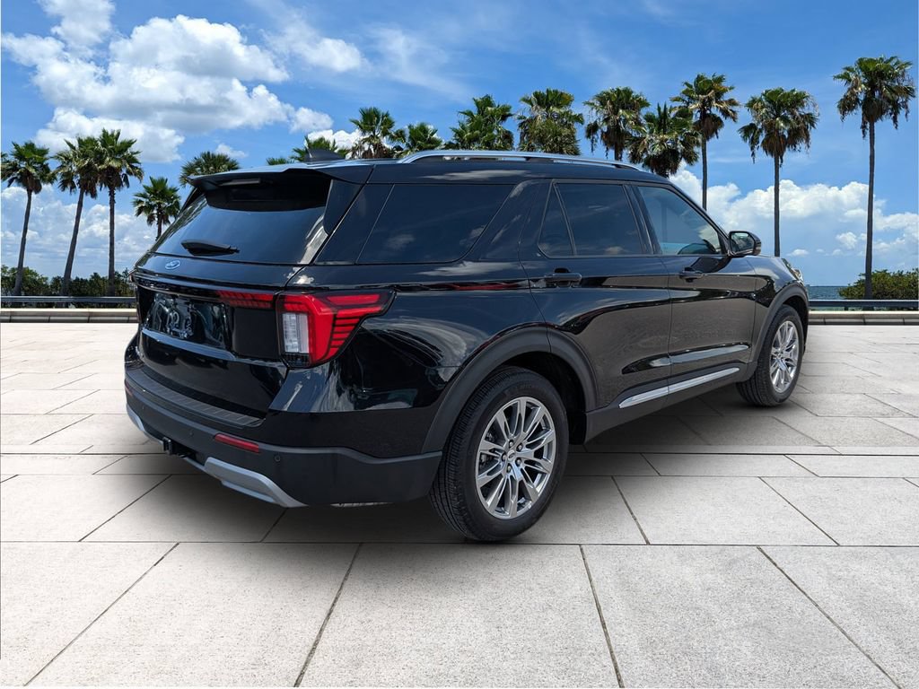 Certified 2026 Ford Explorer Platinum RWD image 8