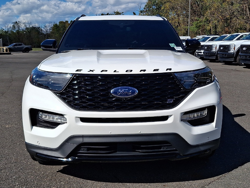 Certified 2023 Ford Explorer ST w/ Equipment Group 401A AWD/4WD image 5