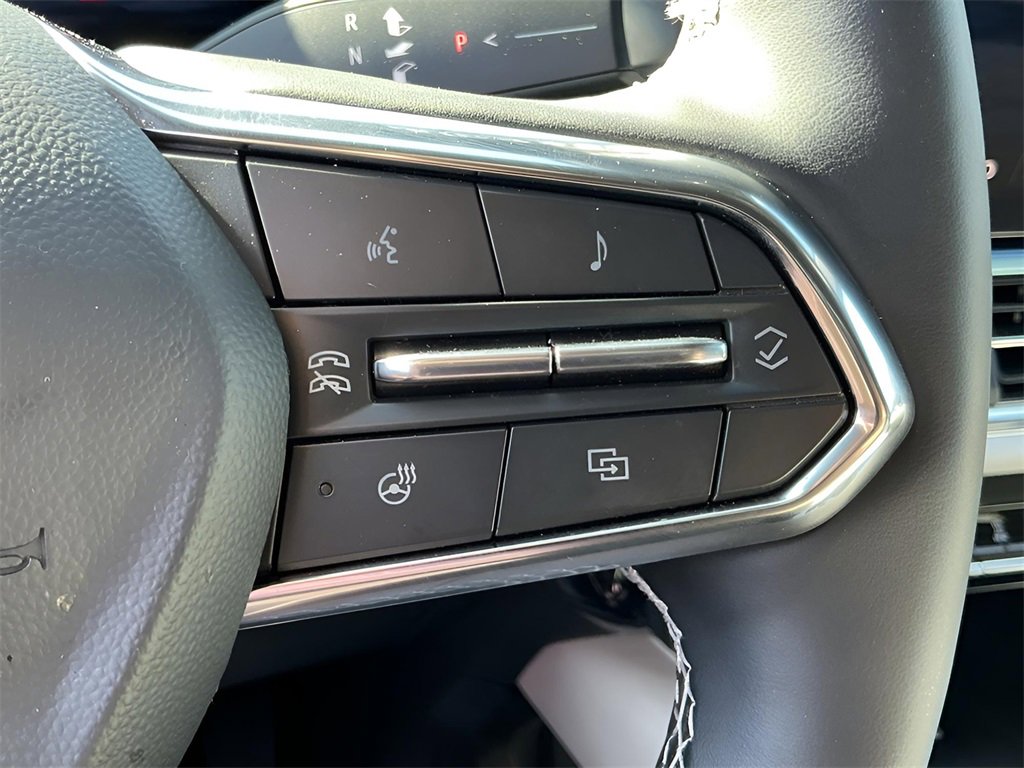 Used 2025 Chevrolet Equinox EV LT image 37