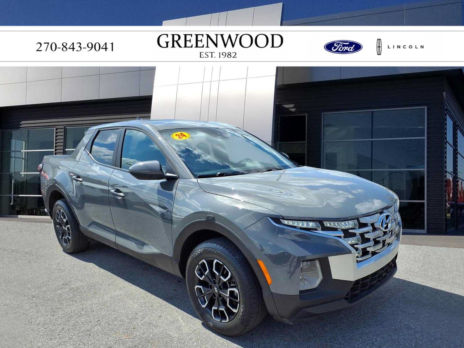 Used 2024 Hyundai Santa Cruz SEL AWD/4WD image 1