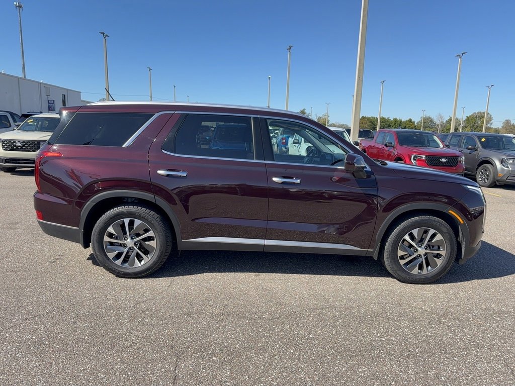 Used 2022 Hyundai Palisade SEL image 2
