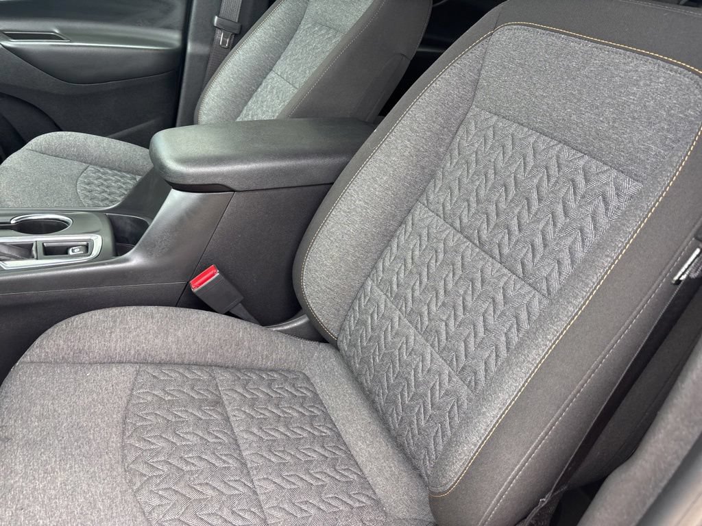 Used 2023 Chevrolet Equinox LT AWD/4WD image 22