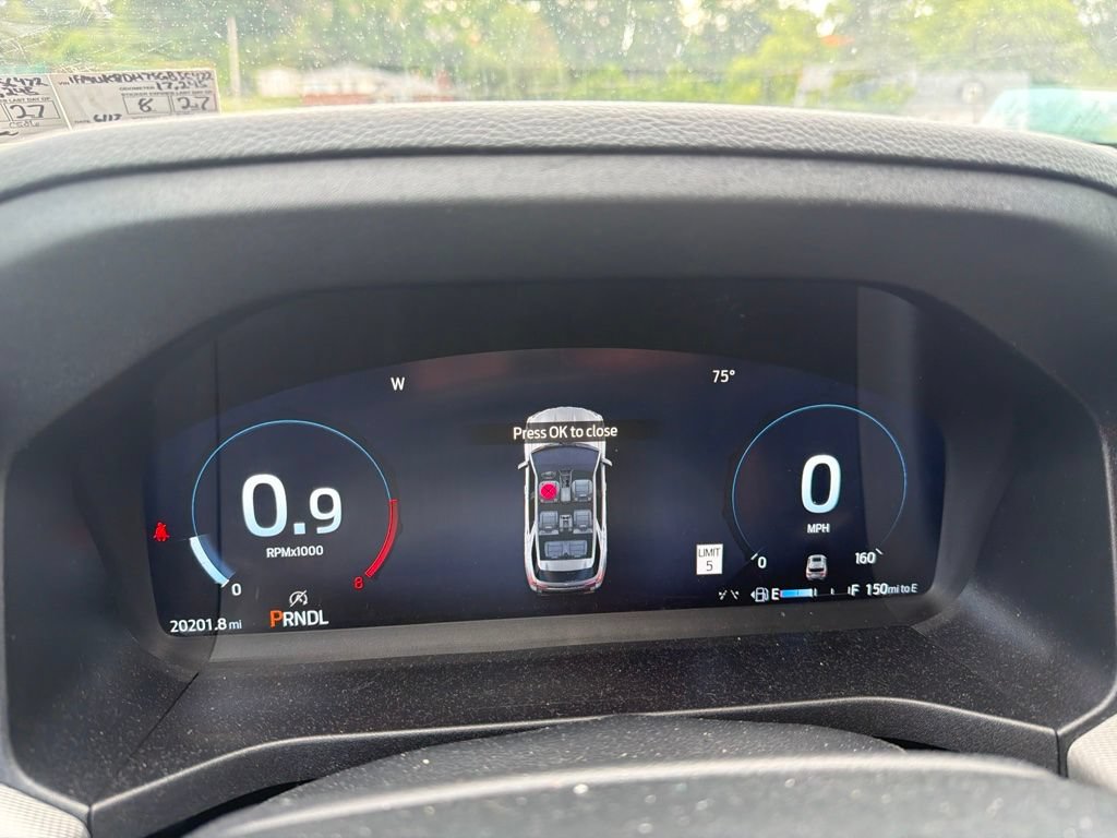 Certified 2025 Ford Explorer Active AWD/4WD image 10