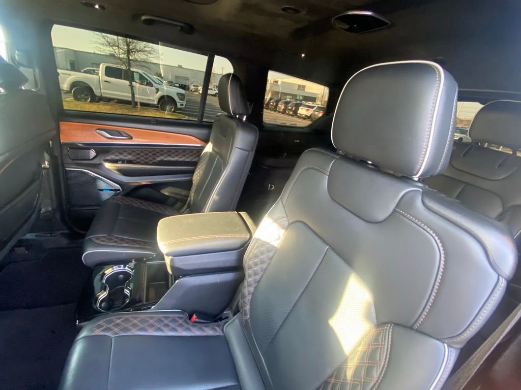 Used 2023 Jeep Grand Cherokee L Summit image 24