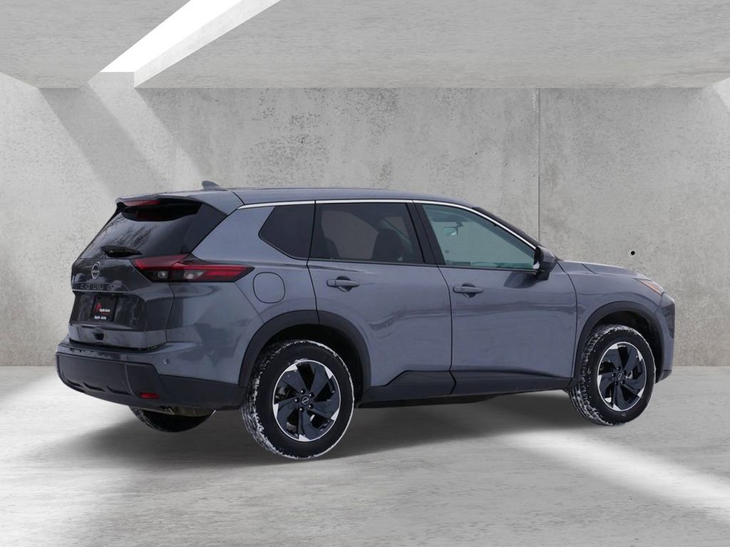 Used 2025 Nissan Rogue SV AWD/4WD image 3