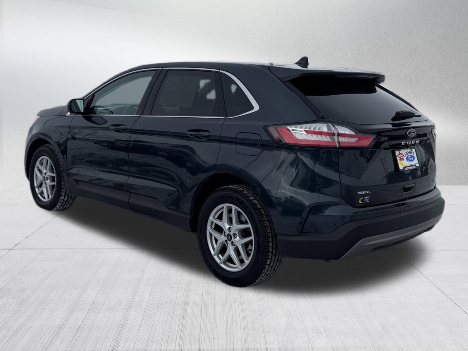 Certified 2024 Ford Edge SEL image 5