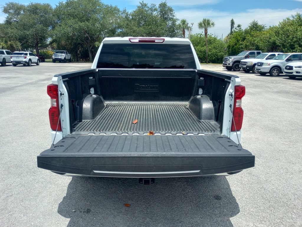 Used 2025 Chevrolet Silverado 1500 LT RWD image 8