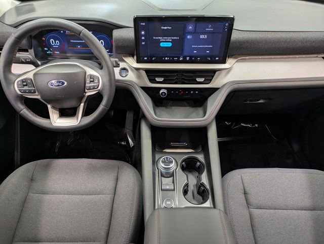 Certified 2025 Ford Explorer Active image 23