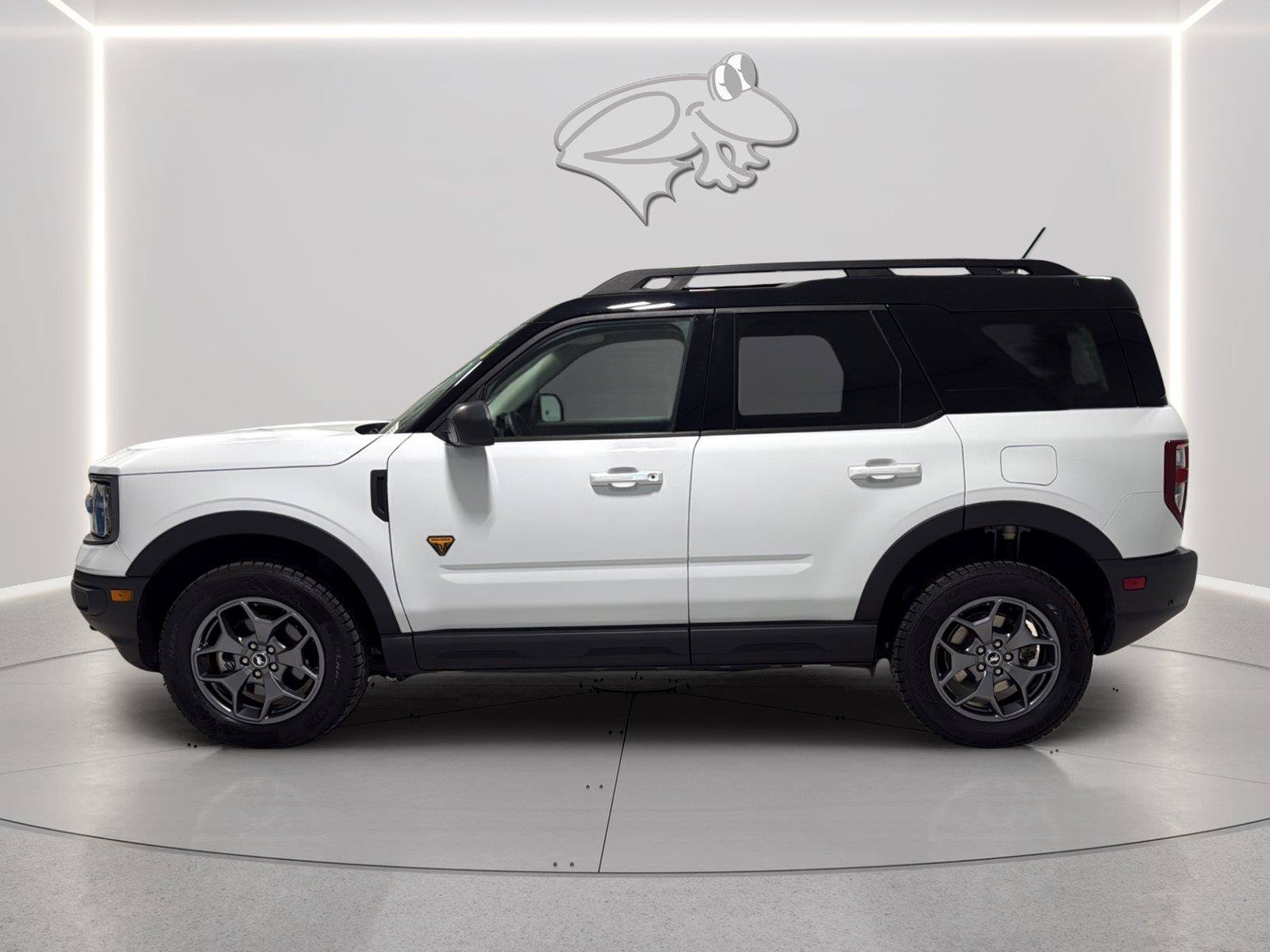 Certified 2024 Ford Bronco Sport Badlands w/ Premium Package AWD/4WD image 2