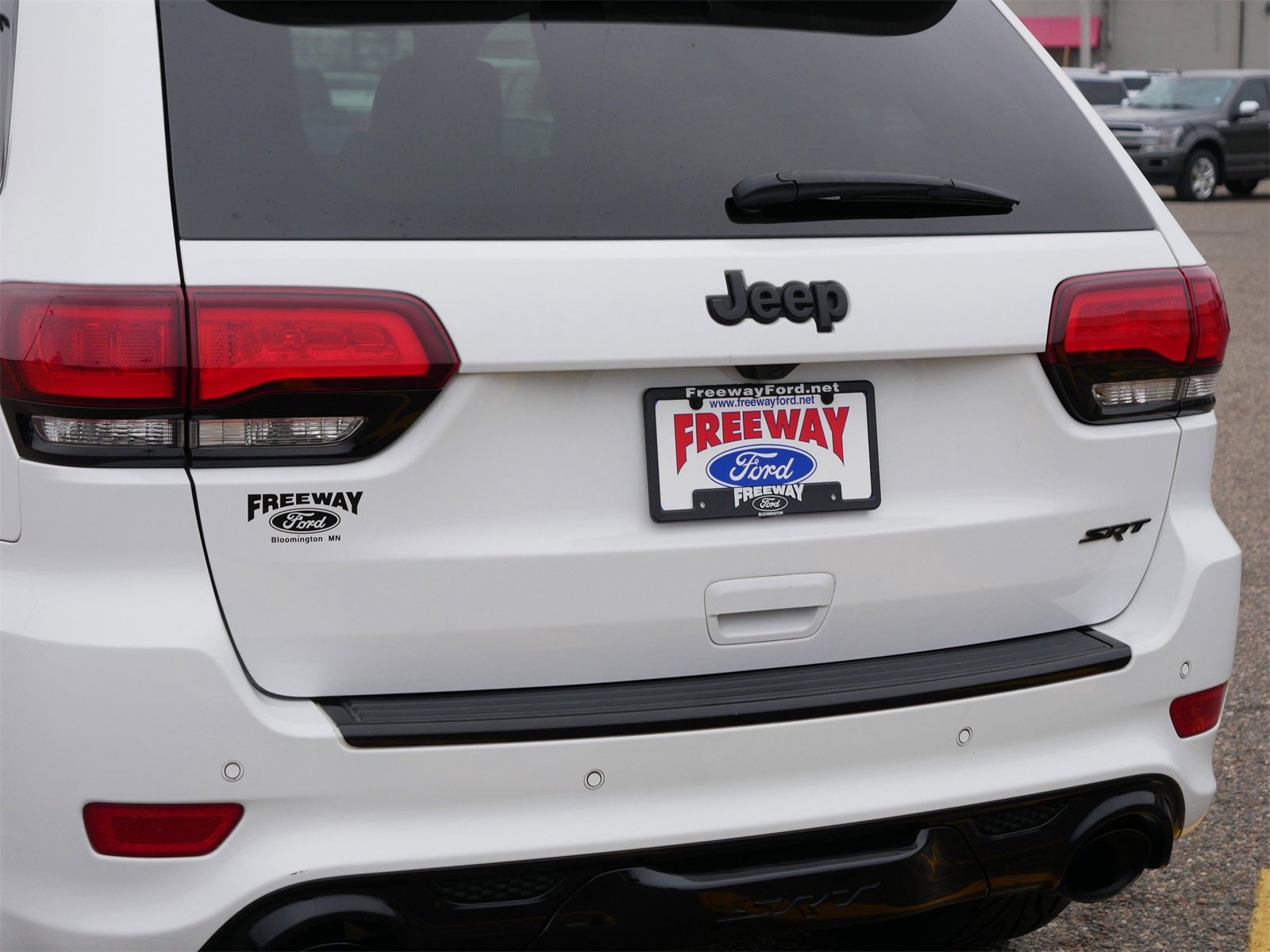 Used 2018 Jeep Grand Cherokee SRT image 10