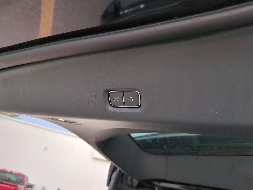Certified 2025 Ford Expedition Active AWD/4WD image 14