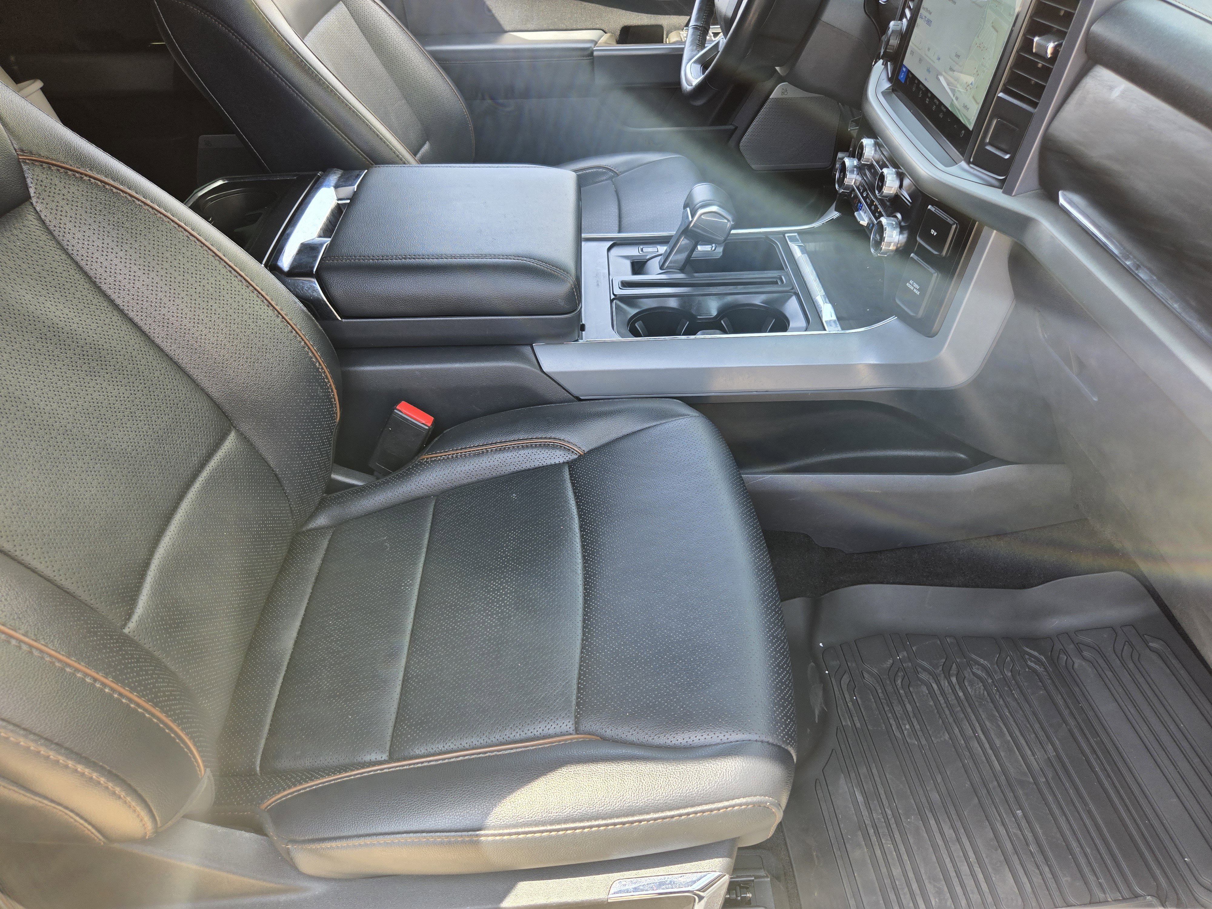 Certified 2024 Ford F150 Lariat w/ FX4 Off-Road Package AWD/4WD image 10