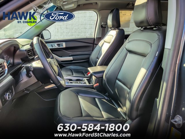 Certified 2024 Ford Explorer XLT w/ Equipment Group 202A AWD/4WD image 8