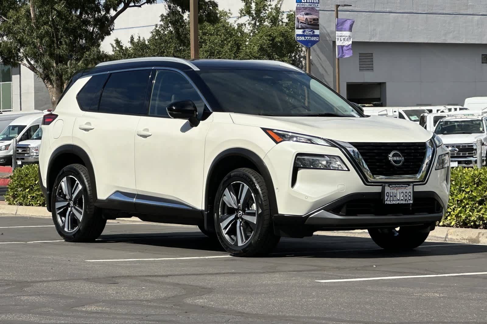 Used 2023 Nissan Rogue SL w/ SL Premium Package AWD/4WD image 10