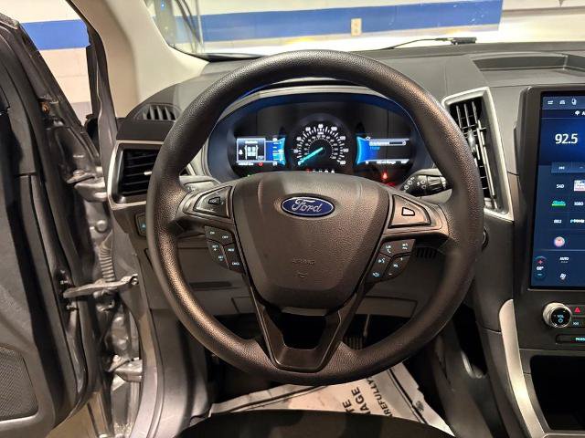 Certified 2024 Ford Edge SE w/ Black Appearance Package AWD/4WD image 10