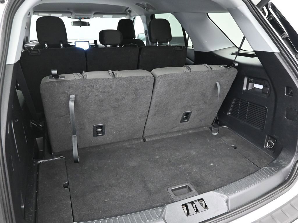 Certified 2022 Ford Explorer XLT image 9