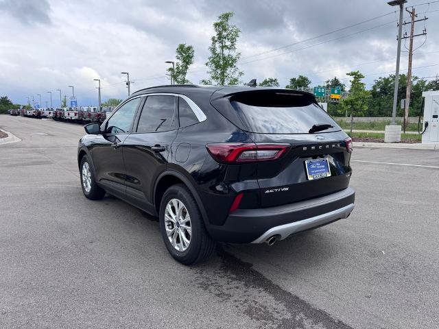 Certified 2023 Ford Escape Active w/ Tech Pack #2 AWD/4WD image 3