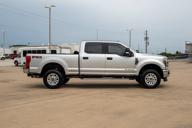 Certified 2019 Ford F250 XL w/ STX Appearance Package AWD/4WD image 3