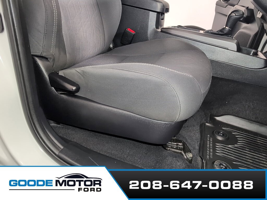 Used 2018 Toyota Tacoma TRD Sport w/ Technology Package AWD/4WD image 24