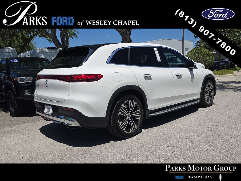 Used 2023 Mercedes-Benz EQS 450+ SUV image 3