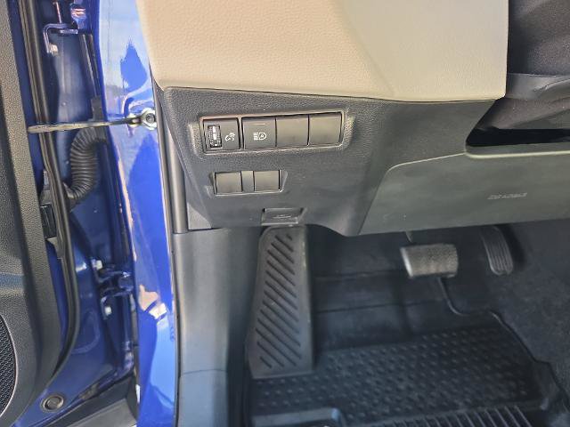 Used 2022 Toyota Corolla Cross LE w/ Moonroof Package AWD/4WD image 19