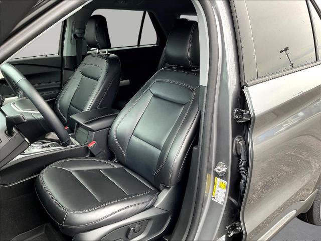 Certified 2023 Ford Explorer XLT w/ Equipment Group 202A AWD/4WD image 23