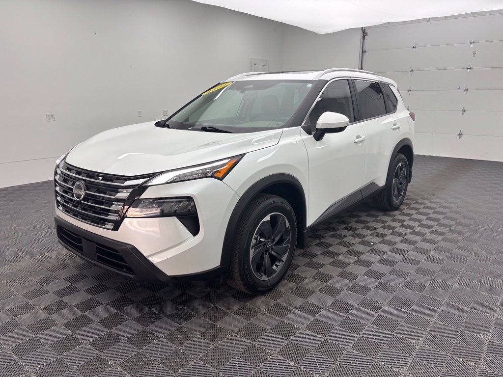 Used 2024 Nissan Rogue SV w/ SV Premium Package FWD image 13