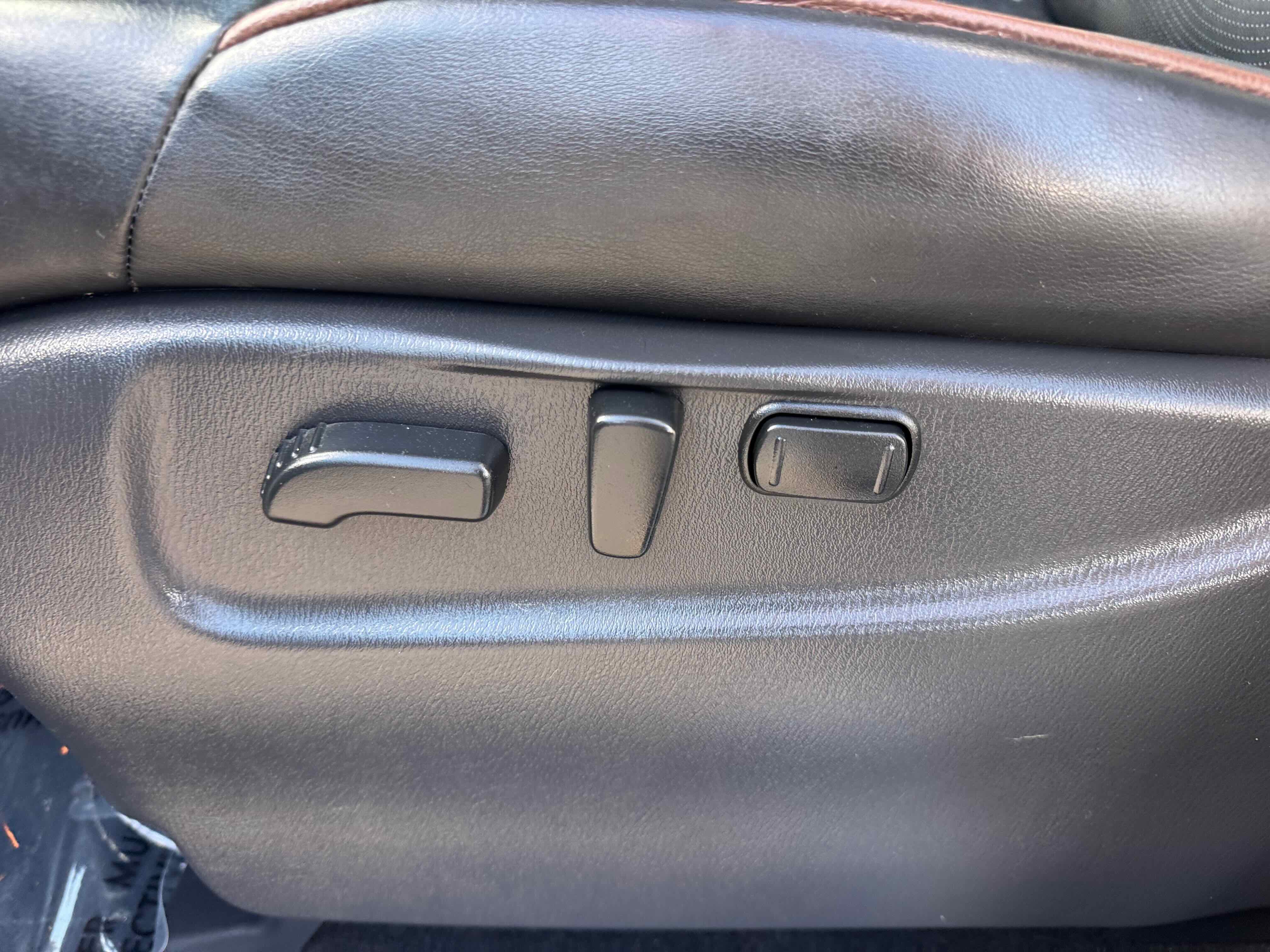 Used 2017 Nissan Armada Platinum image 16