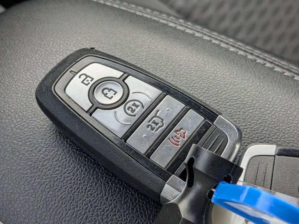 Certified 2022 Ford Escape SE w/ Convenience Package image 32