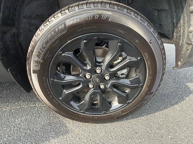 Certified 2024 Ford Maverick Lariat w/ Black Appearance Package FWD image 26