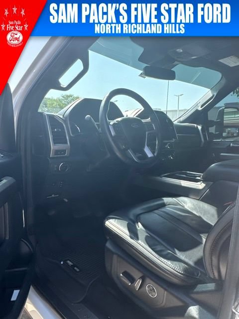 Certified 2022 Ford F250 Platinum w/ FX4 Off-Road Package AWD/4WD image 9