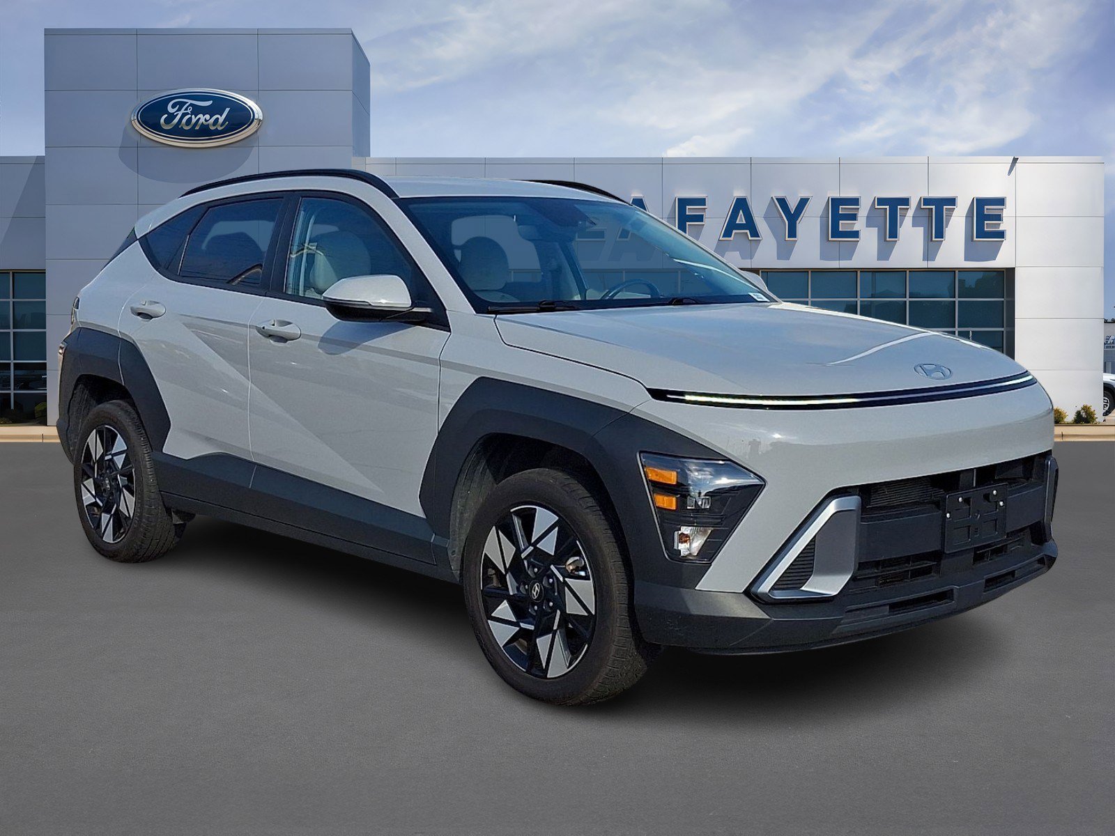 Used 2024 Hyundai Kona SEL