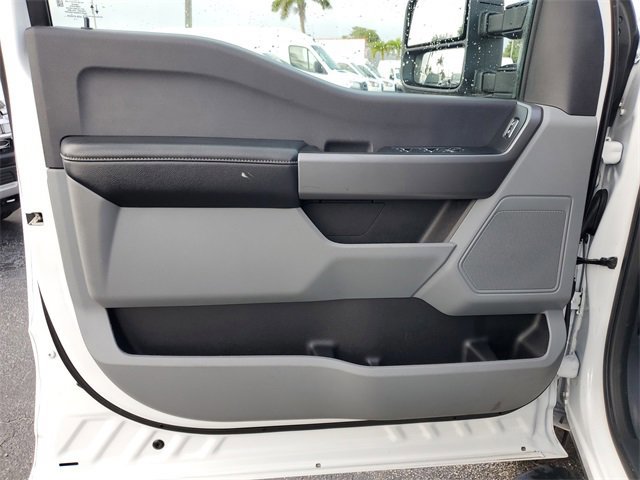 Certified 2025 Ford F250 XLT image 12
